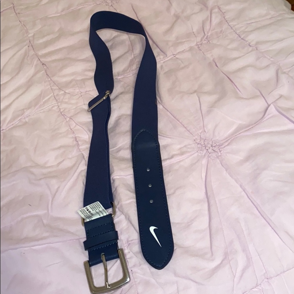 Nike softball belt